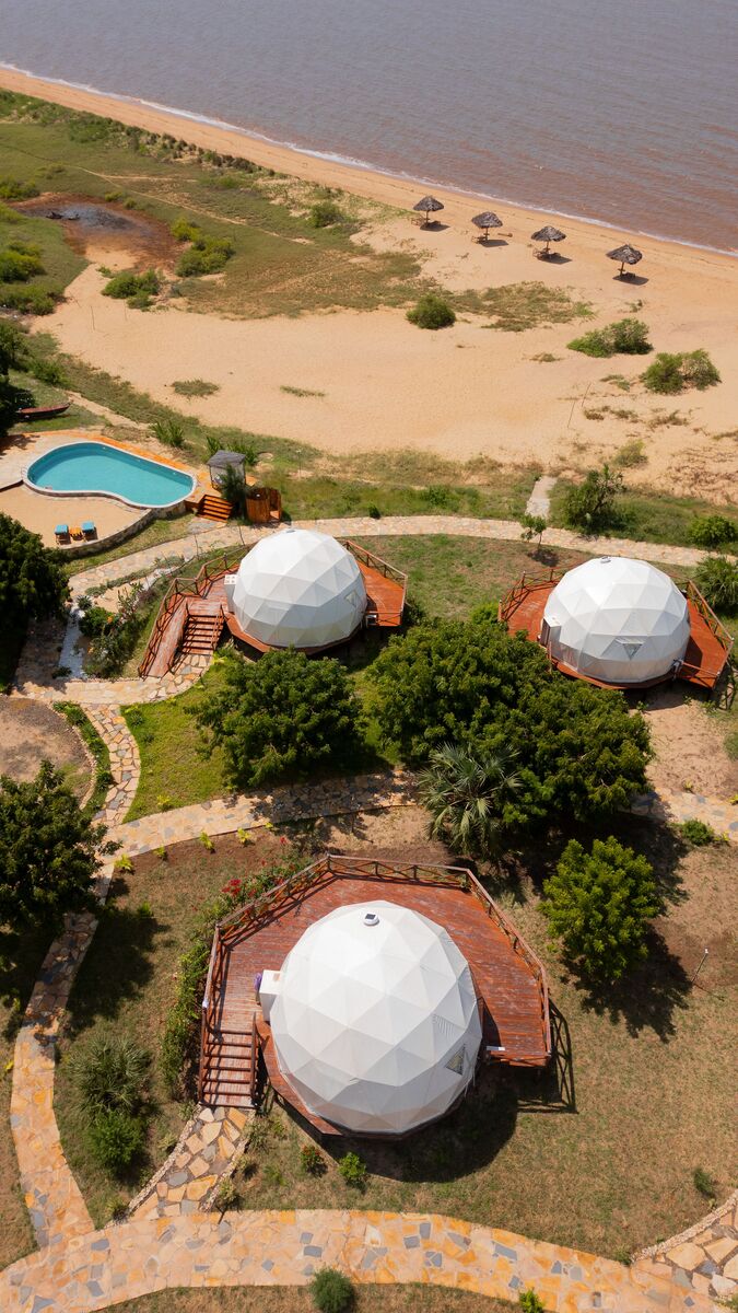 The camp from the air — The camp, the beach and the five kilometres of coast in front of it, seen from above.